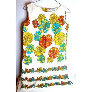 Vintage Minicare Cotton Psychedelic Floral Shift Dress Okinawa Size Medium READ
